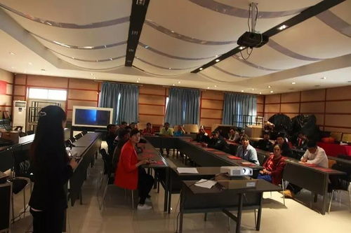 阿克蘇世紀中天集團第四期新員工入職培訓圓滿結束